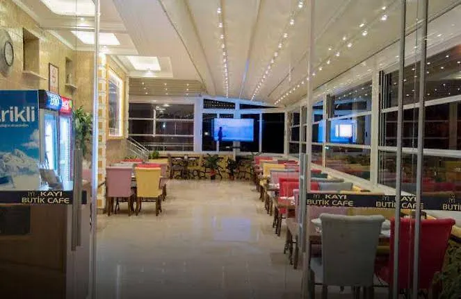 פאטהיה Kayi Otel מלון