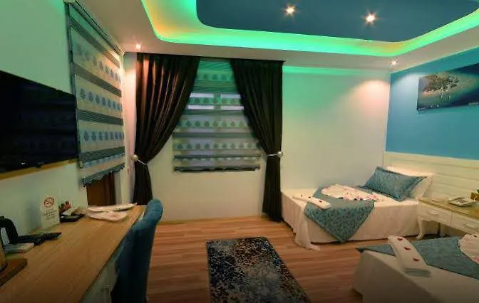 מלון פאטהיה Kayi Otel